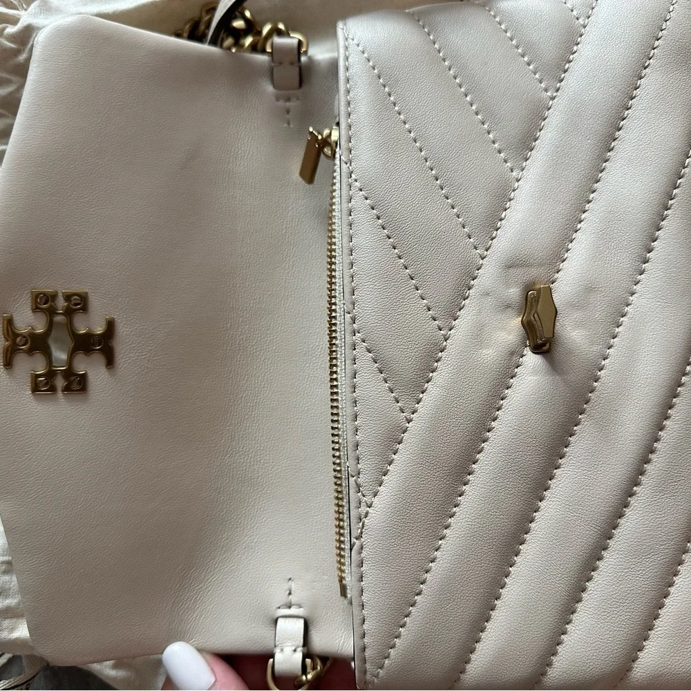 Tory Burch Women's Kira Chevron Chain Wallet